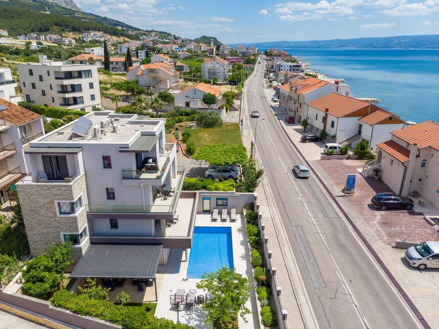 Luxury Villa Lucas With Heated Pool, Whirlpool, Sauna, 14 Pax Podstrana Dış mekan fotoğraf